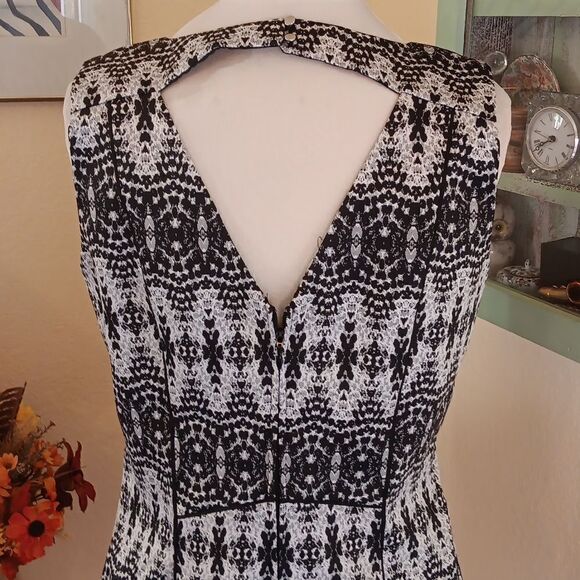 NWT H&M Reptile Print Dress - Picture 8 of 13